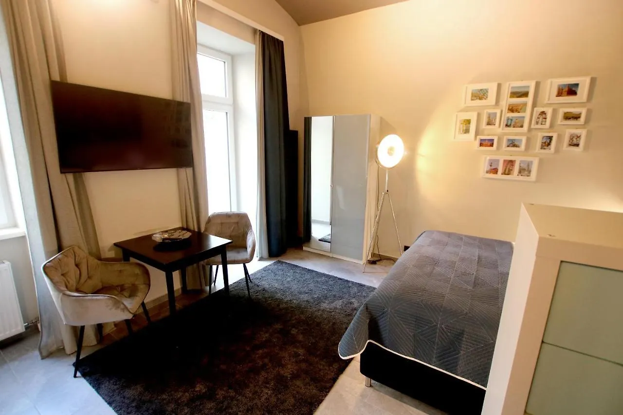 Street Living Hotel - Apartments Vienne