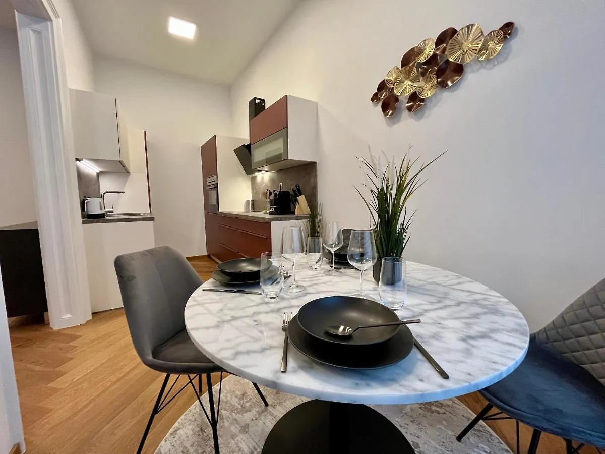 Street Living Hotel - Apartments Vienne 0*,