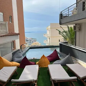 Ansi Paradiso , Sarandë Albanien