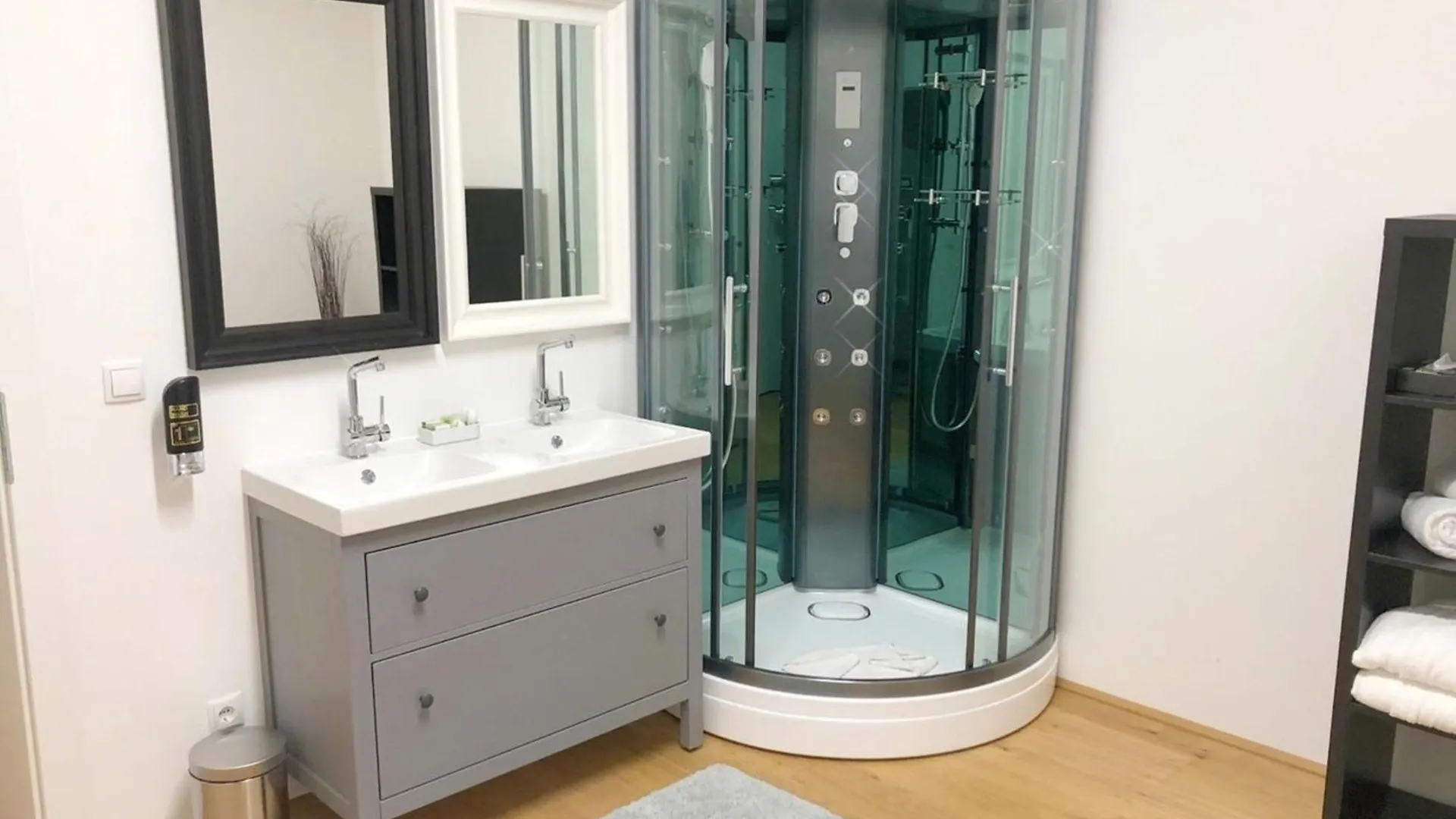 Street Living Hotel - Apartments Vienna Austria